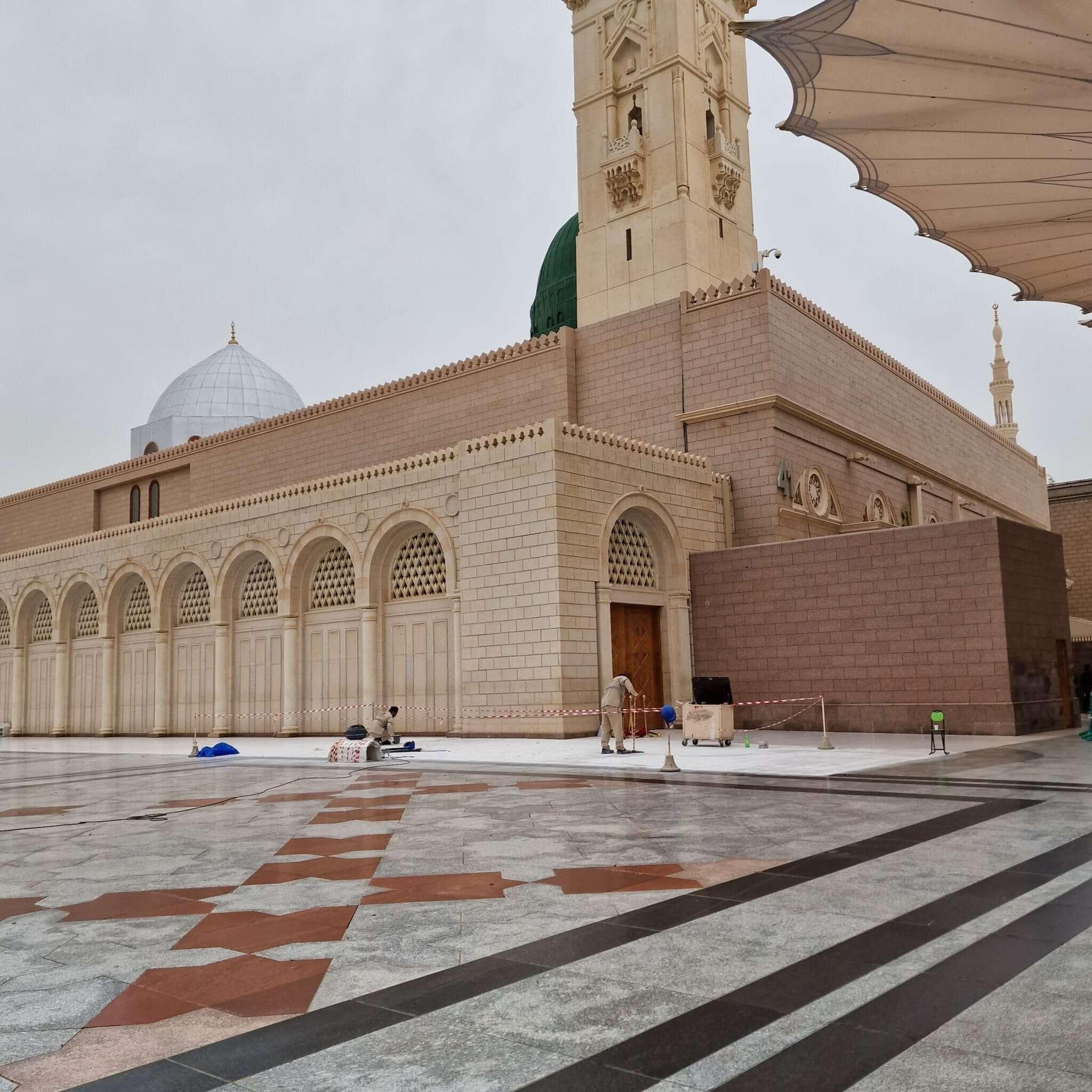 Masjid Nabawi- Walking Tour - Image 5